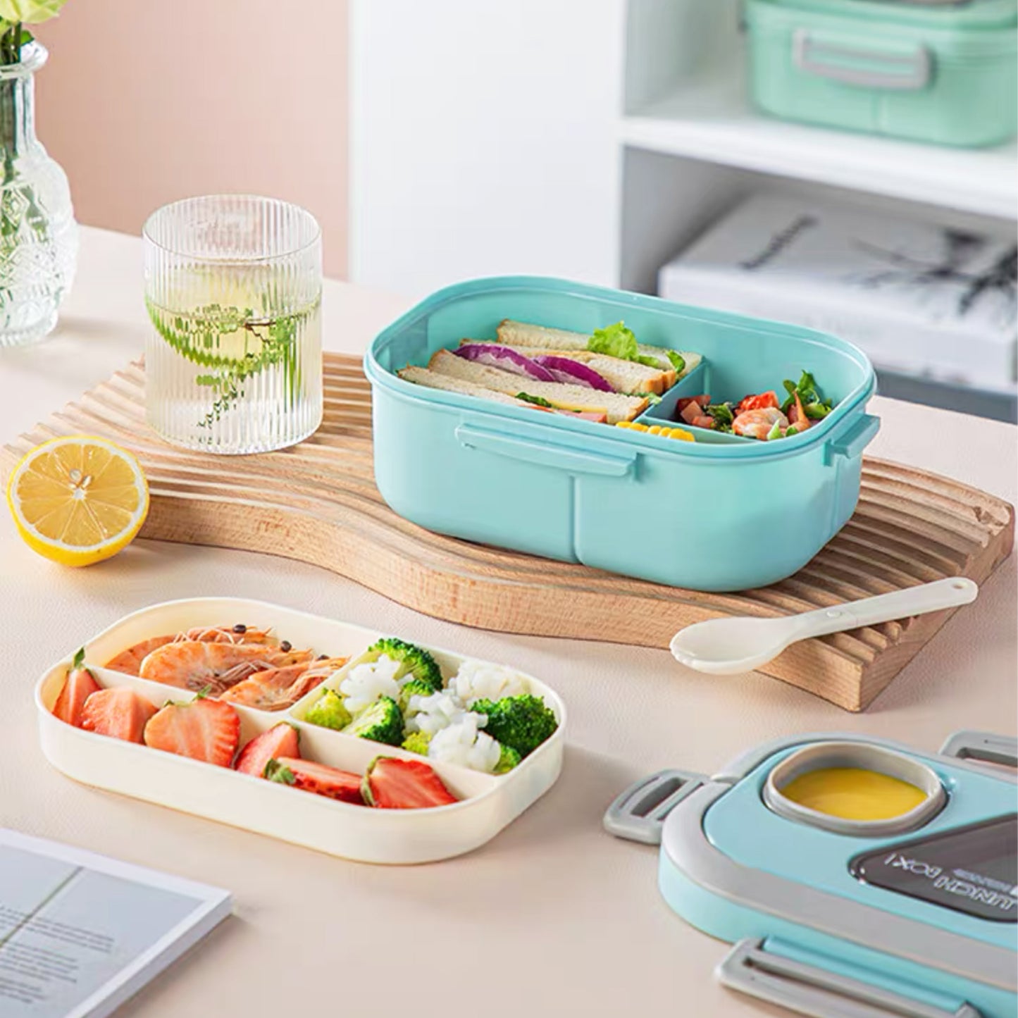 Adults Bento Lunch Box,Salad Container Large 43oz Salad Bowl, Bento-Style Tray for Toppings, 3oz Sauce Container for Dressings, and Built-In Reusable Fork